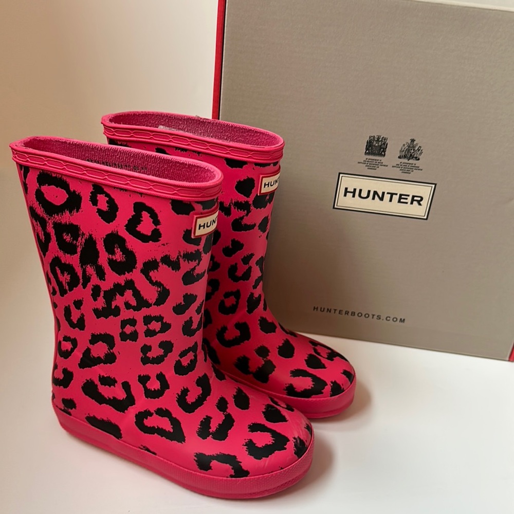 Hunter Kids first rain boot in arcade pink cheetah UK 10